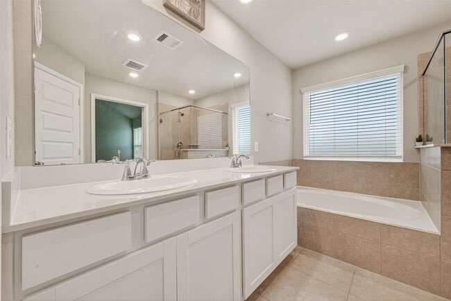 Building Photo - 11215 Pavonia Creek Ct