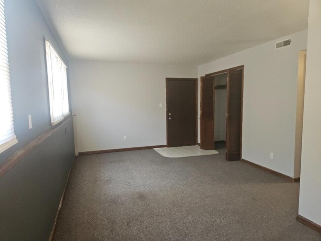 Photo - 708 N Campbell St