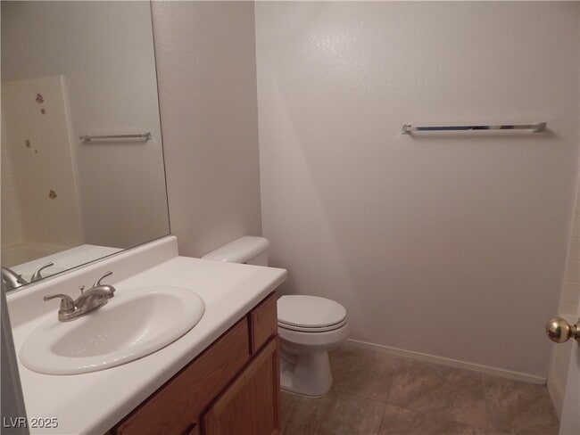 Building Photo - 9998 Fine Fern St