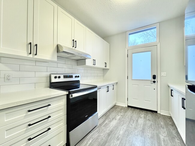 Building Photo - 43-43 Division St