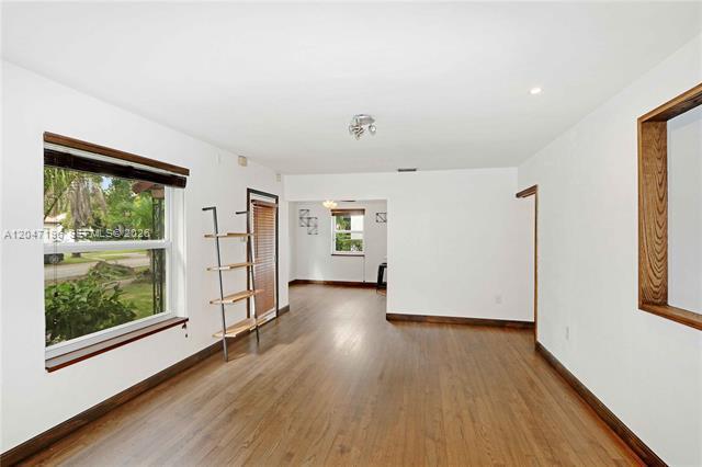Photo - 221 Camilo Ave