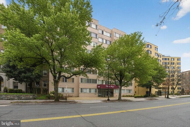 Photo - 5406 Connecticut Ave NW Unit 608