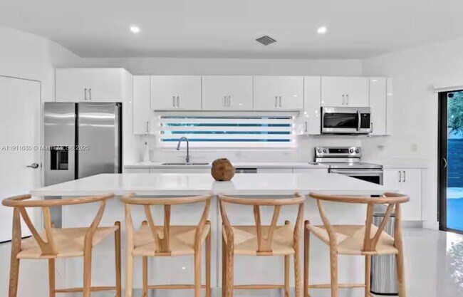 Photo - 9958 SW 216th St