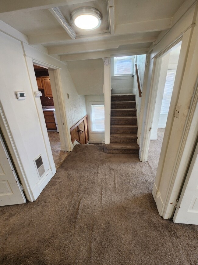 2nd Floor Hall - 427 1st St Unit Apt 2