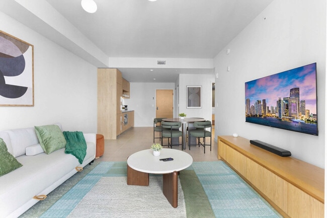 Photo - 11 NE 6th St Unit SI ID1387167P