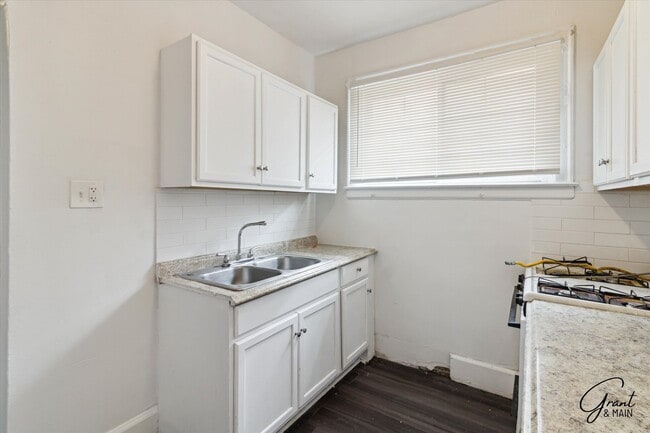 Photo - 12107 Stoepel St