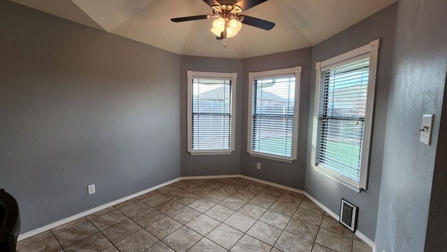 Photo - 4 bedroom 2 bath Paulann home AVAILABLE SOON!