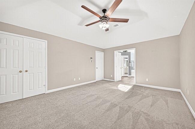 Photo - 14015 Wheatbridge Dr