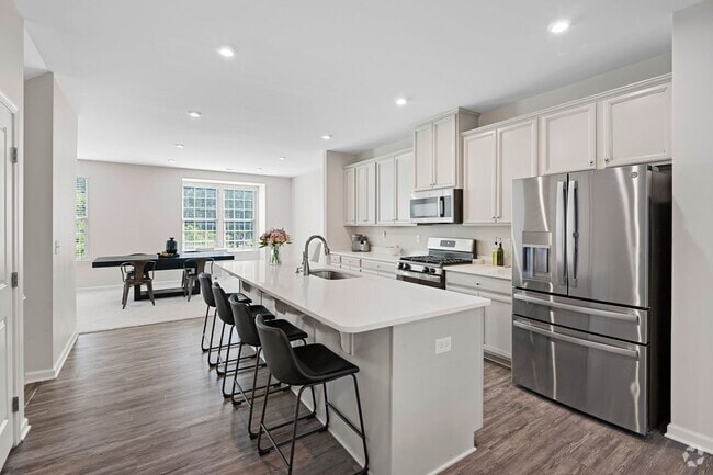 Building Photo - Excellent on Excelsior! Rental