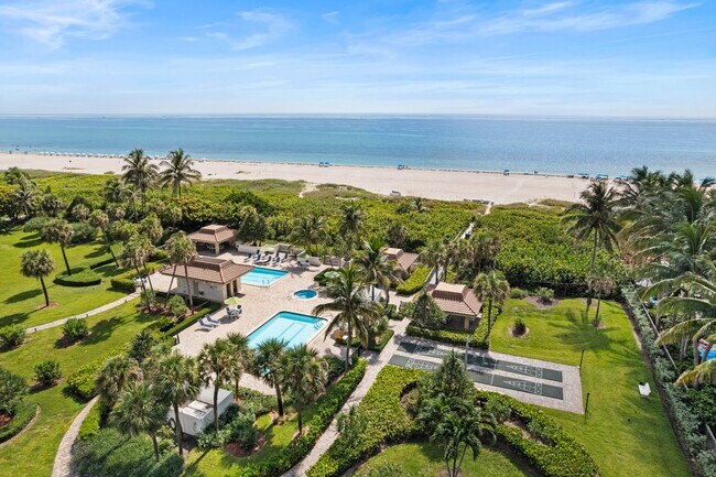 Photo - 3400 N Ocean Dr Unidad PH2 - 2002