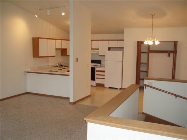 Foto del edificio - 318 N Main St