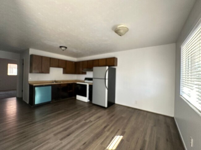 Photo - 4 Plex- Foxbridge Dr Unit 272