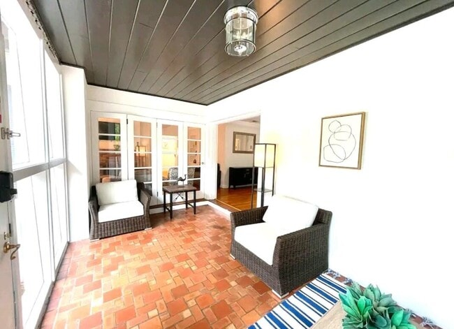 Photo - 1403 SE 2nd St
