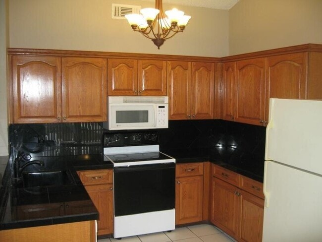 Photo - 5628 Pebble Brook Ln
