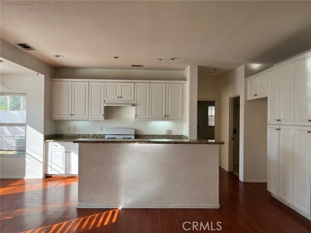 Photo - 1241 Castledale St