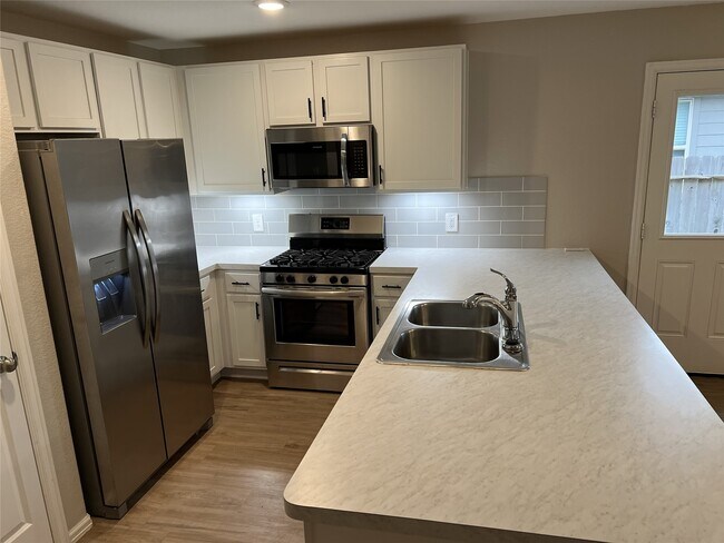 Photo - 132 Pine Bend Ct