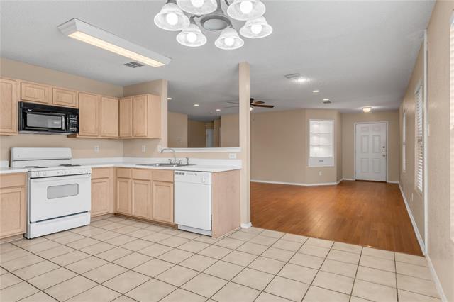 Photo - 5336 New Castleton Ln