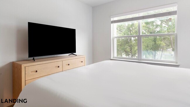 110 Zora Pl Unit 3-304