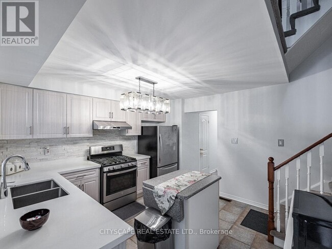 Photo - 1292 Sherwood Mills Blvd