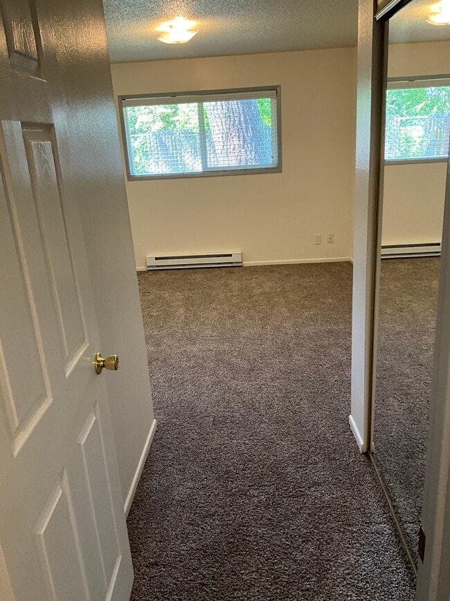 Photo - 162 NW 15th St