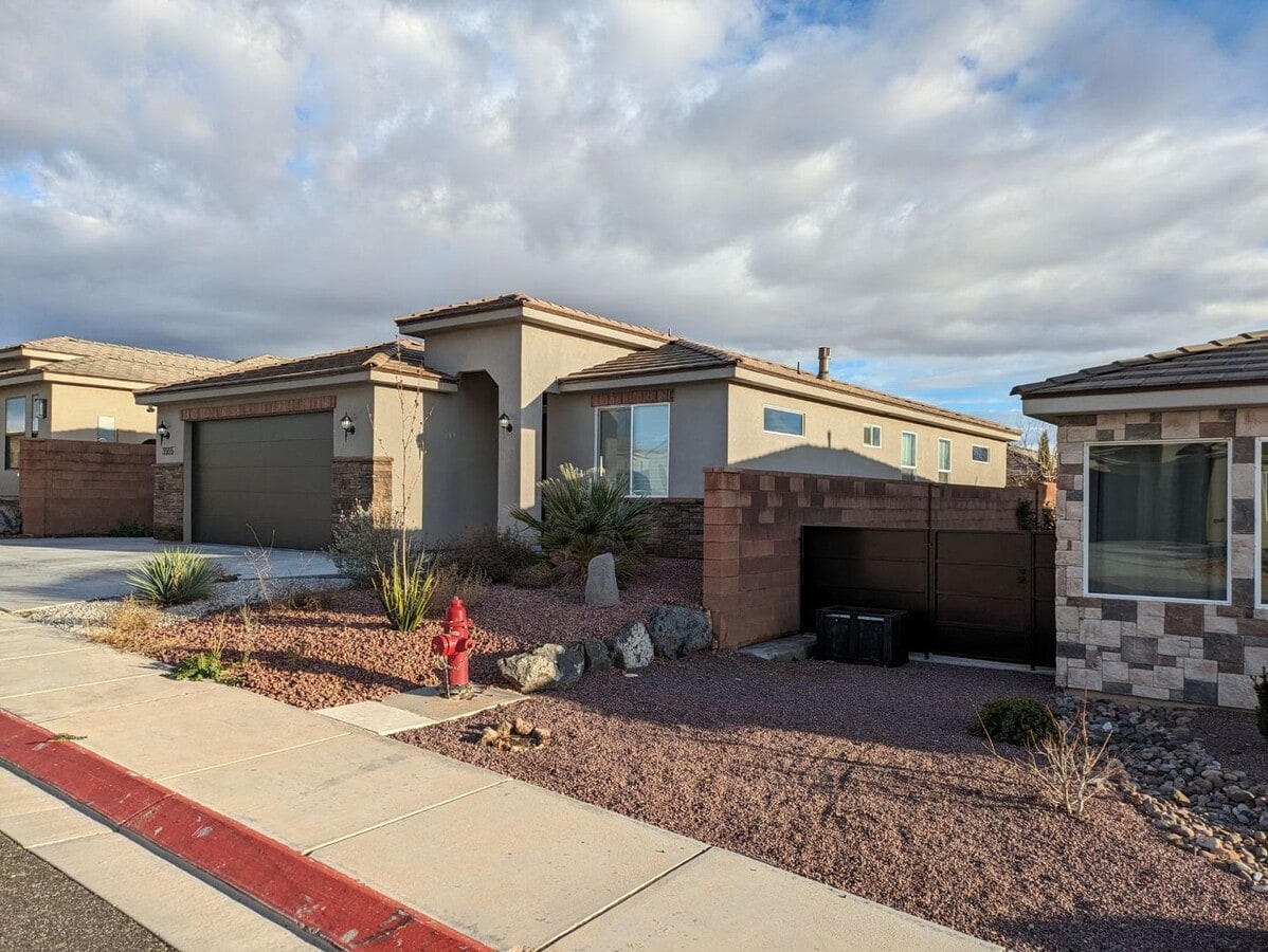 Photo - Adorable 3 Bedroom Home in Hurricane!