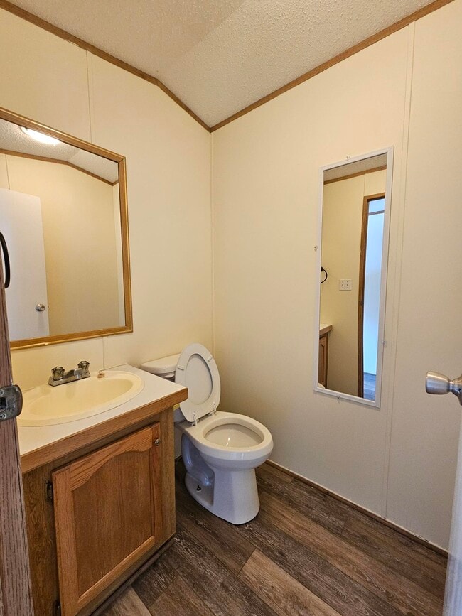 Photo - 146 Rodeo Dr