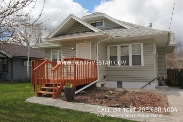 Building Photo - 1789 S 2nd Ave Unit A