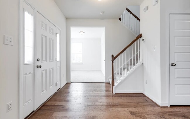 Photo - 5610 Benoni Ct