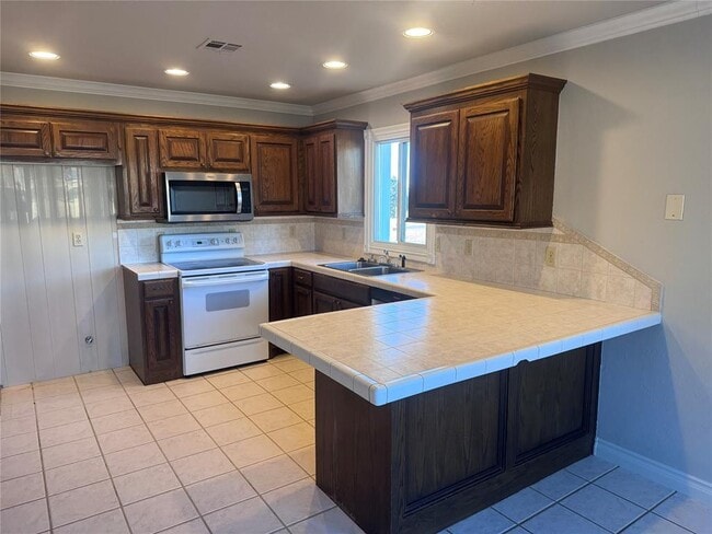 Photo - 5104 Triplett Rd