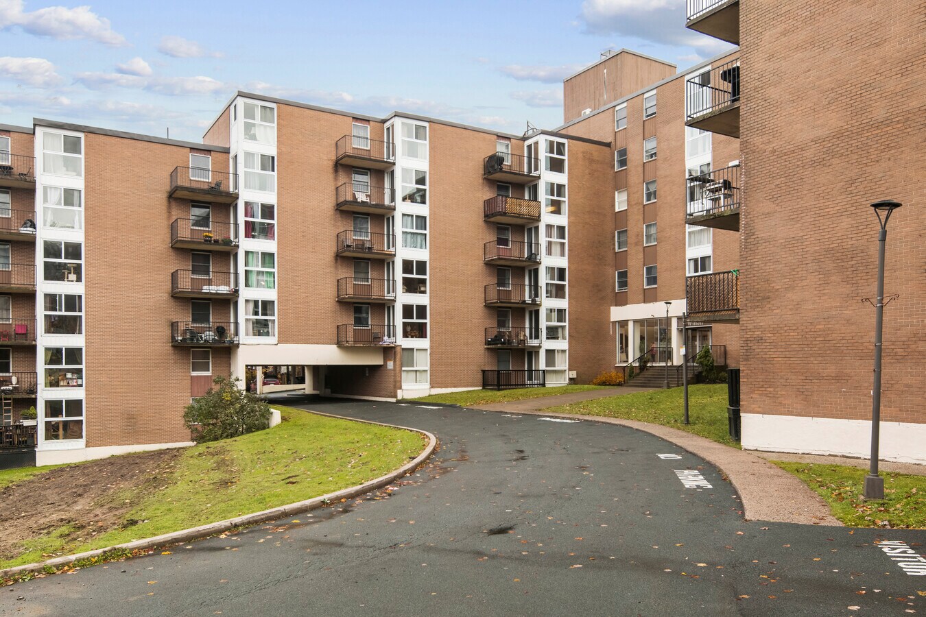 Photo - 200 Willett Street