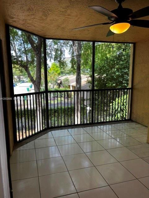 Building Photo - 3410 Foxcroft Rd Unit 208