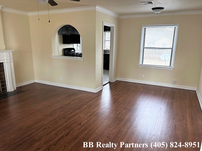 Photo - 4533 E 5th Pl House