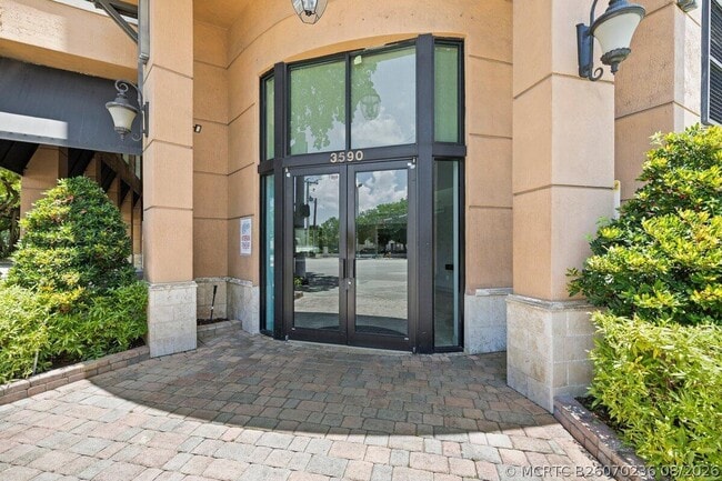 3590 Coral Wy Unit 502