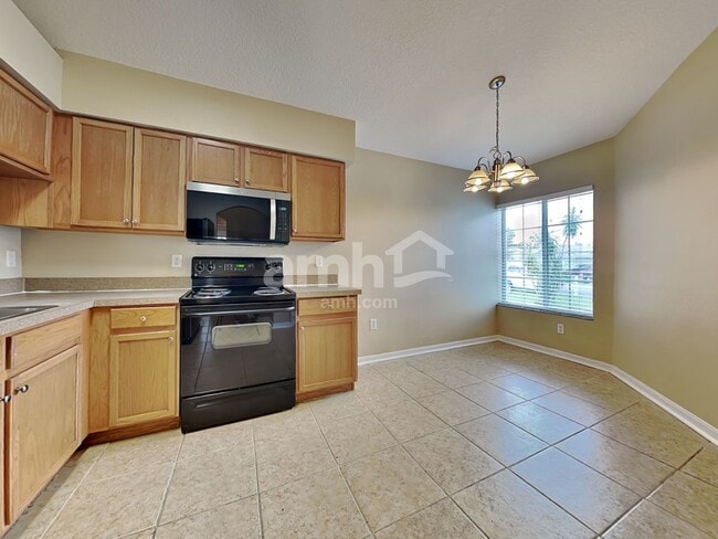 Photo - 532 Scarlet Maple Ct