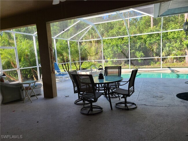 Photo - 745 Crossfield Cir