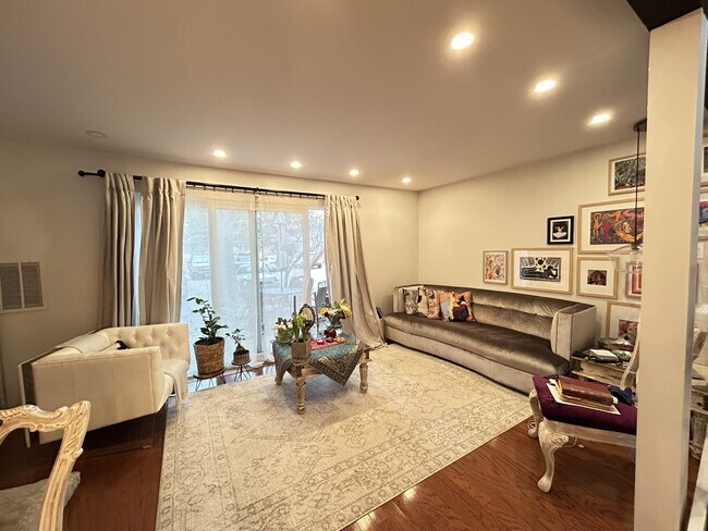 Photo - 6 Beals Cove Rd Unit F