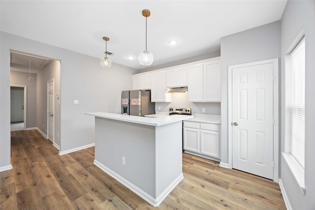 Building Photo - 4507 White Rock St Rental