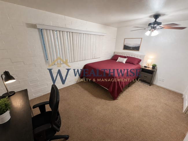Building Photo - $750/Month Private bedroom in a 2-Bedroom, 2-Bath Condo | Private Parking Included | Minutes from...