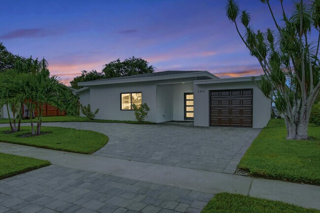 Photo - 280 SE 9th St Casa