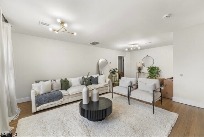 Photo - 22 Crescent Ct Unit 2