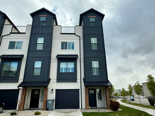 Building Photo - 393 S 610 E Rental