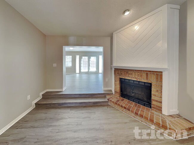 Photo - 801 Maraval Ct