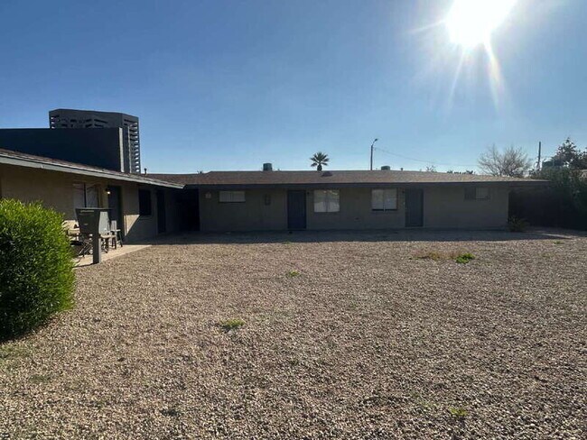 Photo - 3701 N 9th Pl Unidad #9