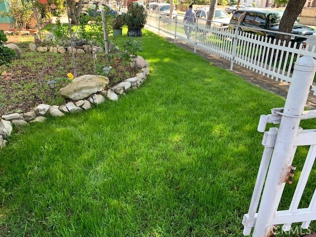 Photo - 3209 W 110th St