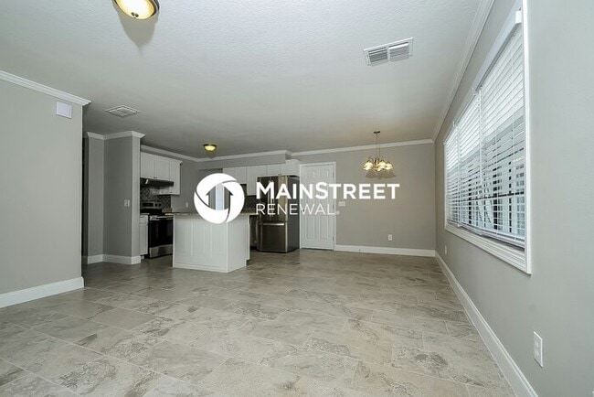 Photo - 3 Bedroom Pet-Friendly Home in Winter Haven, FL with Main Street Renewal
