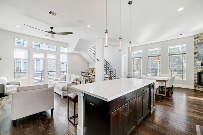 Photo - 5622 Kiam St