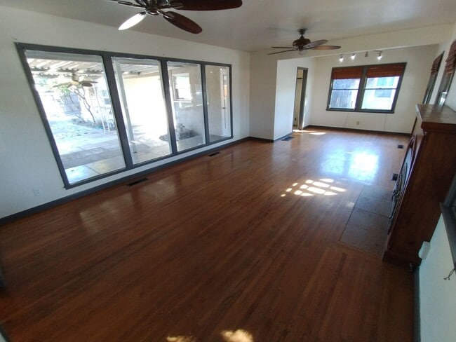 Photo - 210 Covena Ave