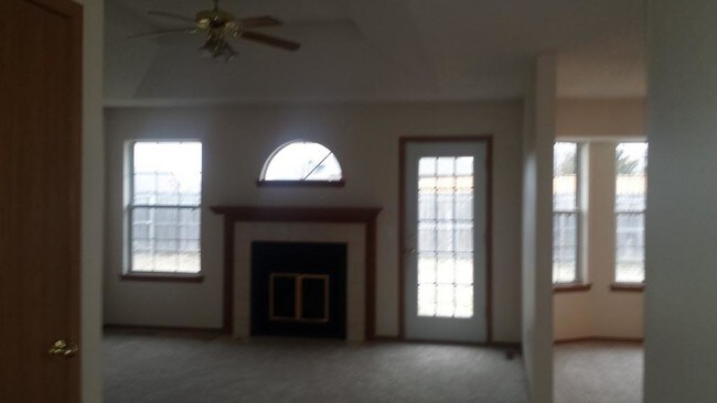 Photo - 5509 S Aaron Ave