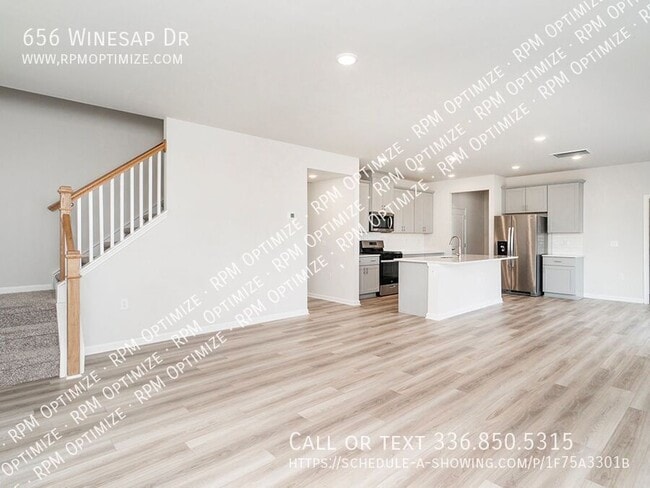 Photo - 656 Winesap Dr