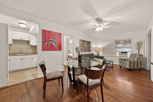 Photo - 2021 Southgate Blvd Unidad 4